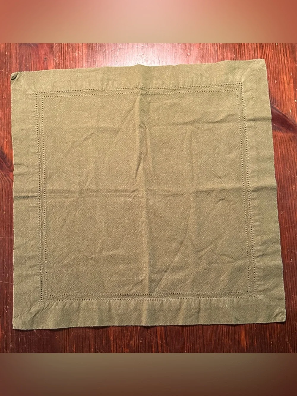 Set of five cloth napkins and hand towels